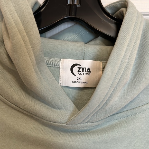 Zyia Mint Relaxtion Hoodie - Picture 2 of 3
